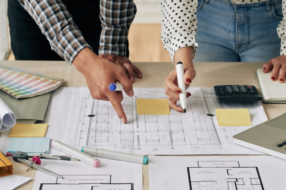 diferencia entre aparejador y arquitecto